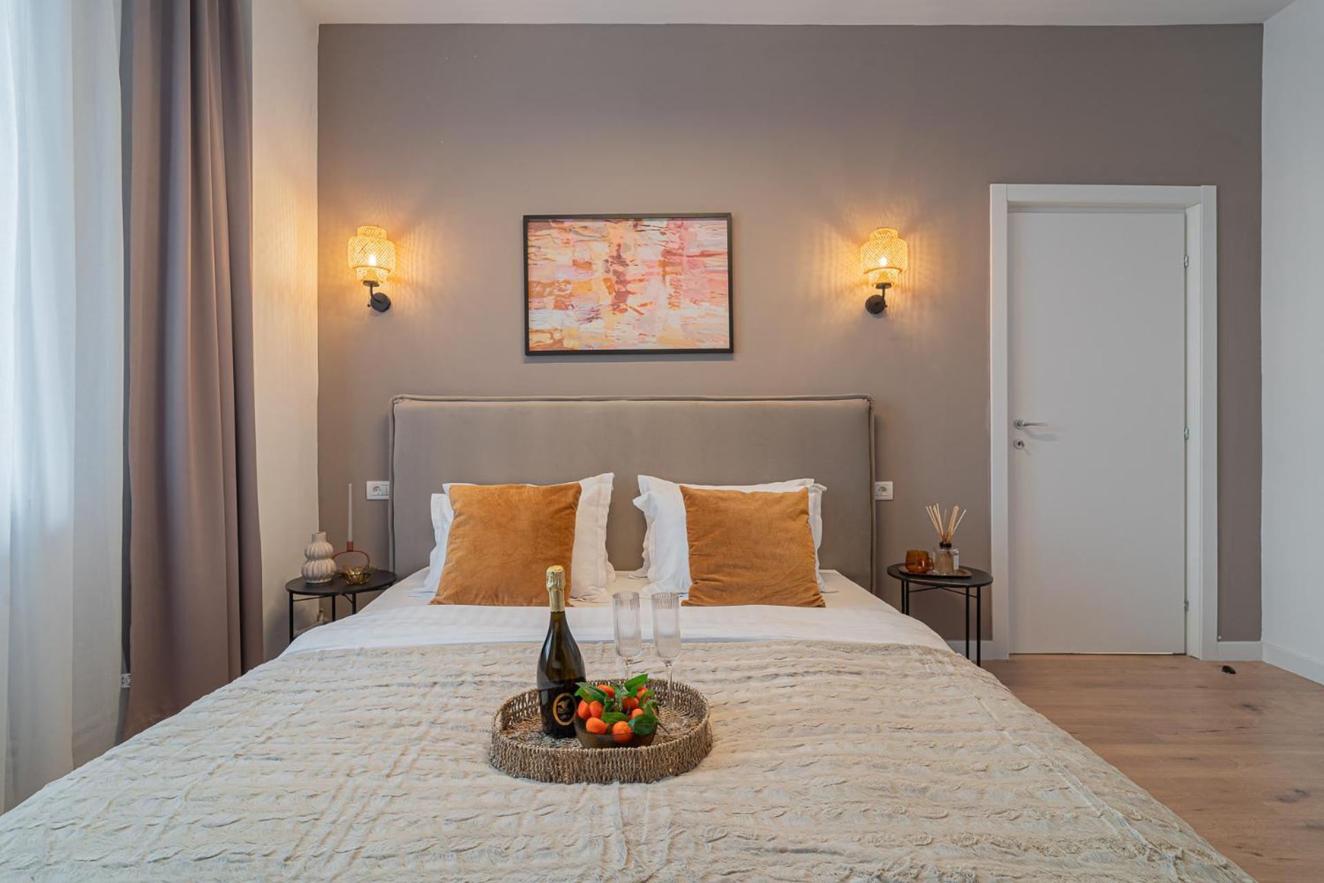 Loggia & Luxe 5Br Penthouse In Universitatii Area Βουκουρέστι Εξωτερικό φωτογραφία
