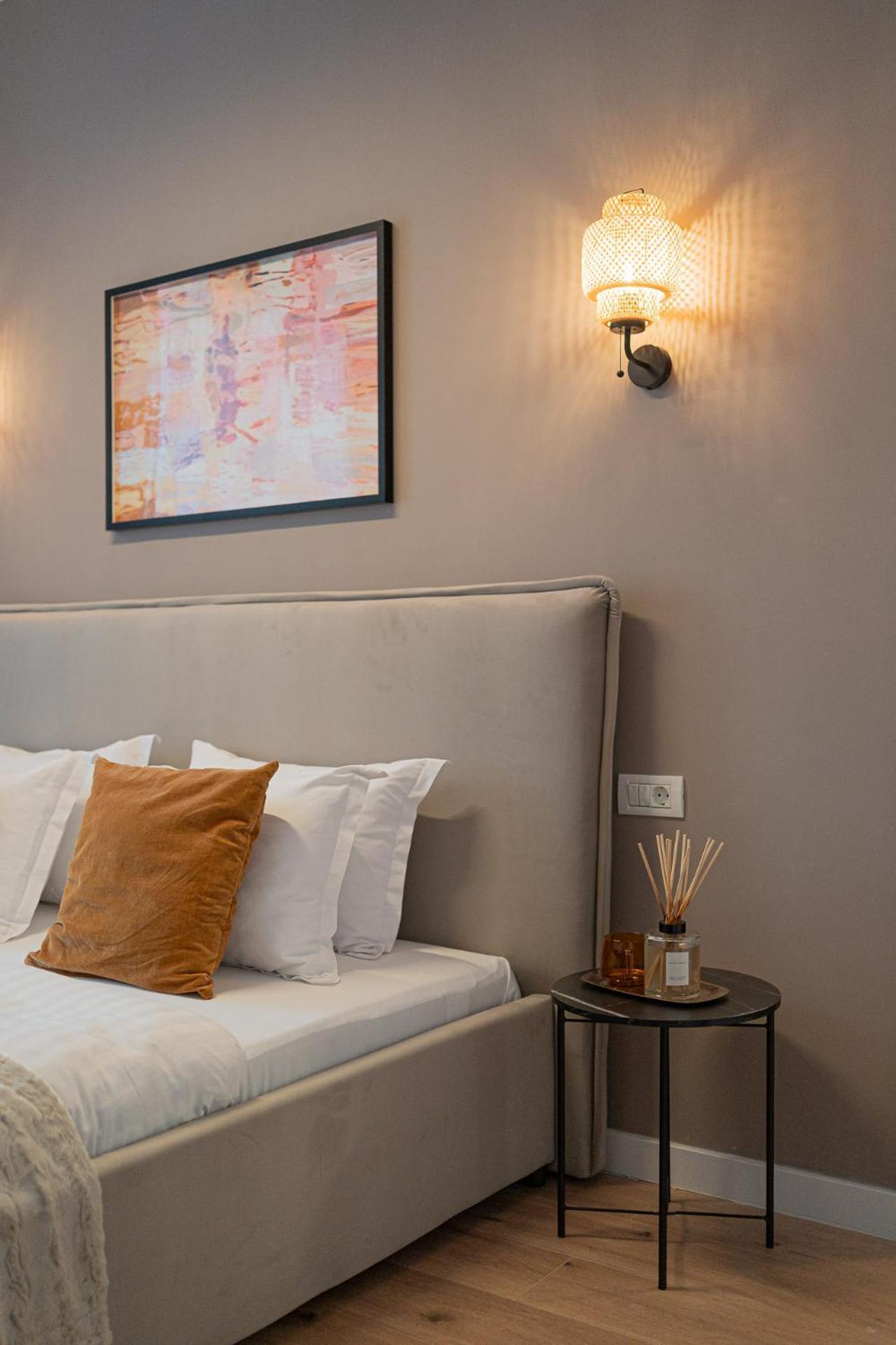 Loggia & Luxe 5Br Penthouse In Universitatii Area Βουκουρέστι Εξωτερικό φωτογραφία