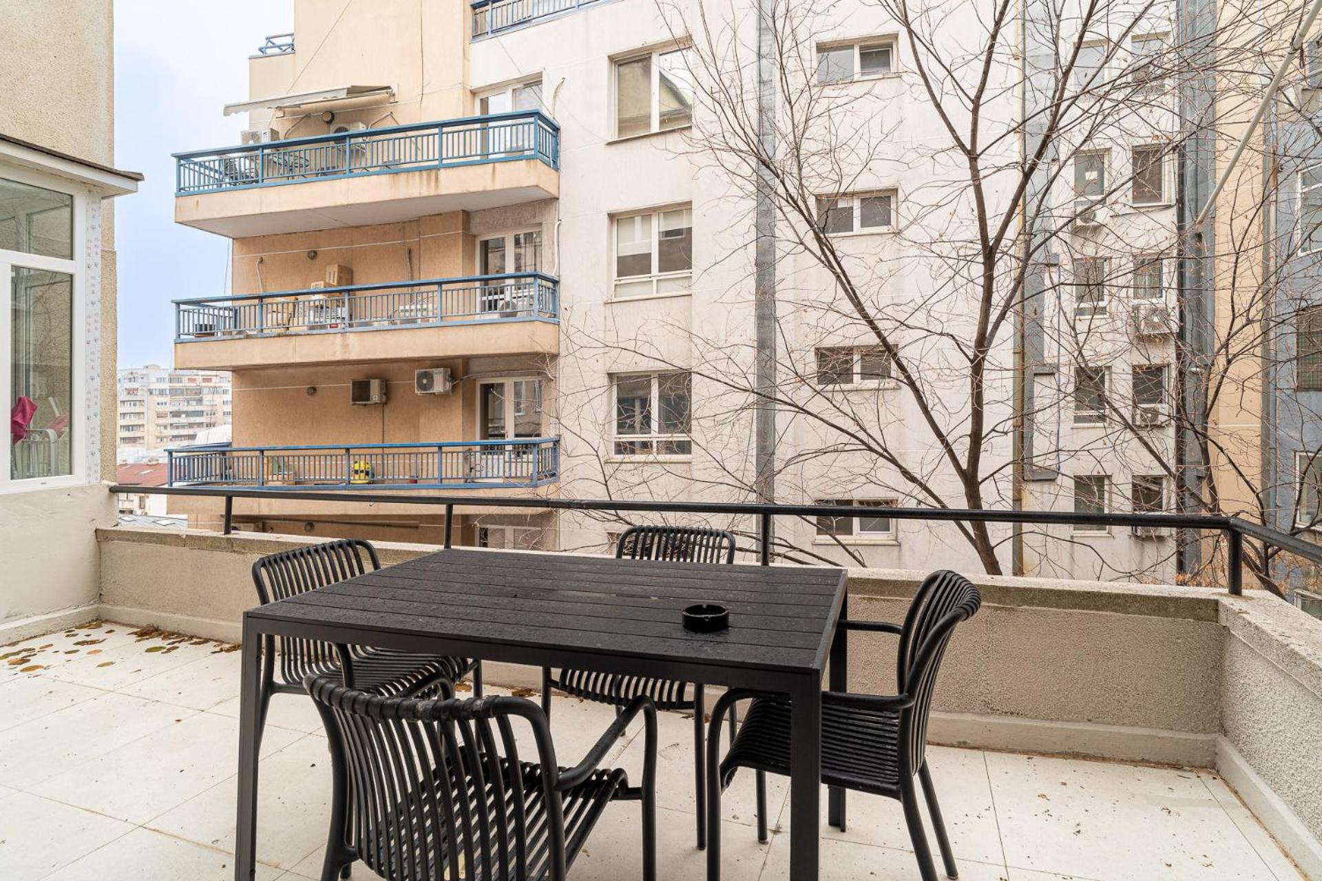 Loggia & Luxe 5Br Penthouse In Universitatii Area Βουκουρέστι Εξωτερικό φωτογραφία